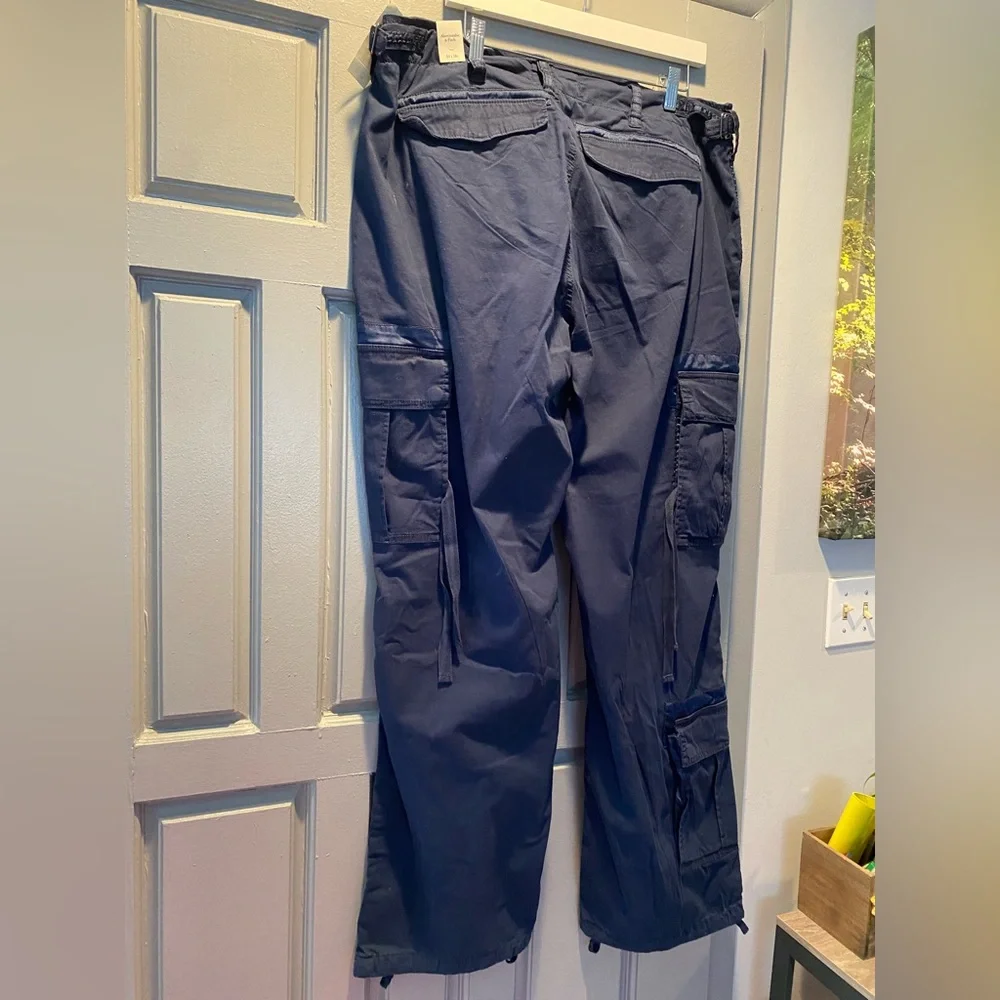 A&F blue cargo pants NWT - Picture 9 of 14